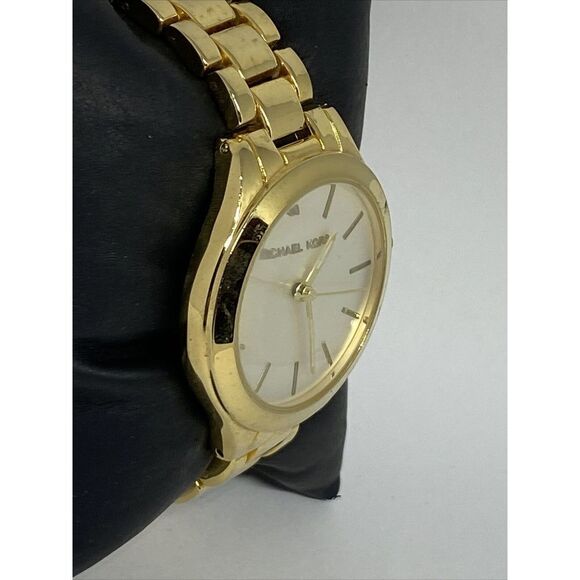 Michael Kors MK8853 Women's Stainless Steel Analog White Dial Quartz Watch WO729 - Picture 5 of 12